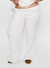 Santabelle Frill Pants White Curve